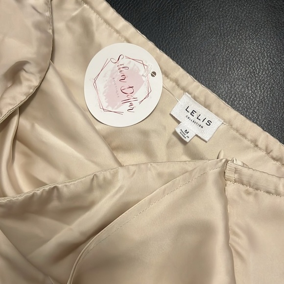 Silver dollar boutique dress - Picture 2 of 2